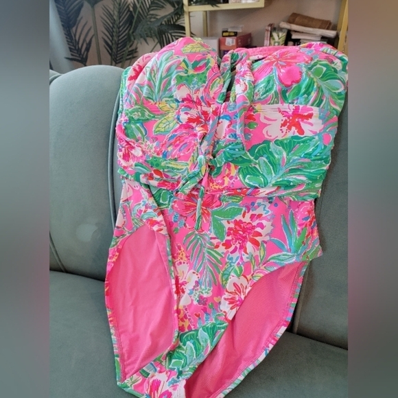 BNWT - Lilly Pulitzer Ledger Halter Swimsuit in Women's Size 12 - Picture 5 of 10